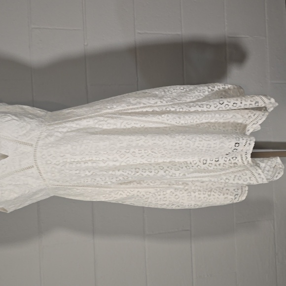 Lilly Pulitzer dress - Picture 3 of 11